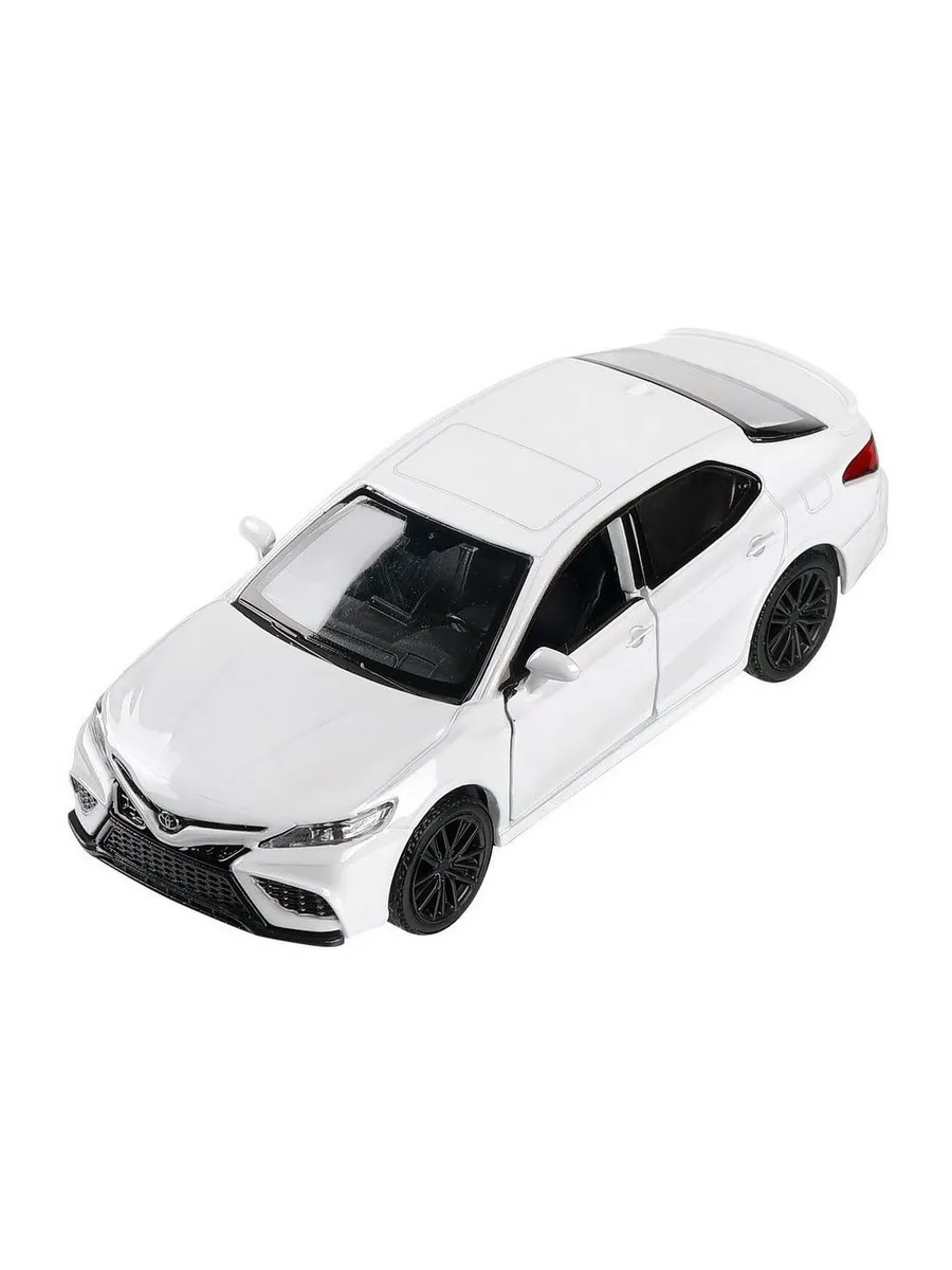 Машина металлическая RMZ City серия 1:32 Toyota Camry 2022, белый цвет, инерционный механизм, двери открываются