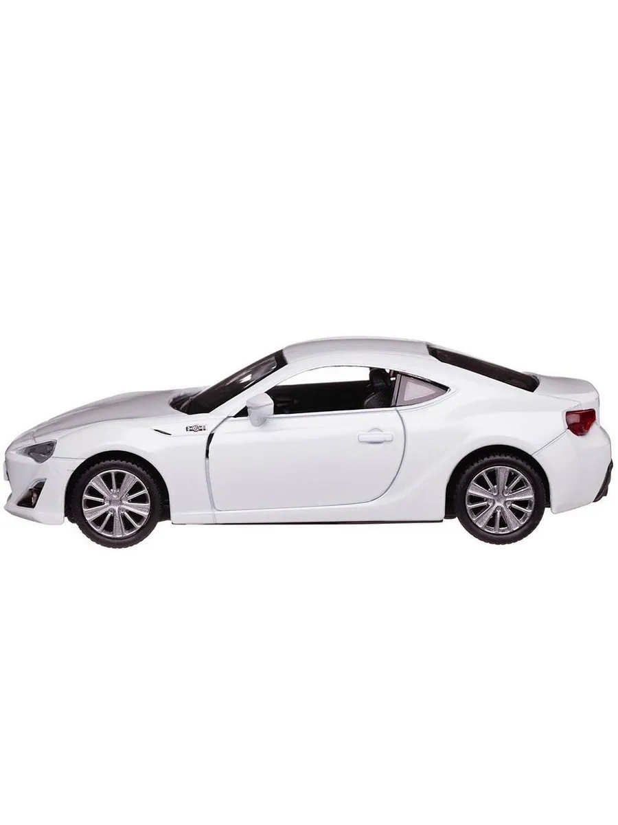 Машина металлическая RMZ City серия 1:32 Toyota FT86, инерционная, цвет белый.