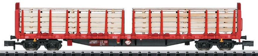 Грузовой вагон, загруженный пиломатериалами, Trix T15650